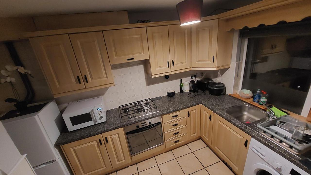 Small Single Room Letterkenny Exterior foto